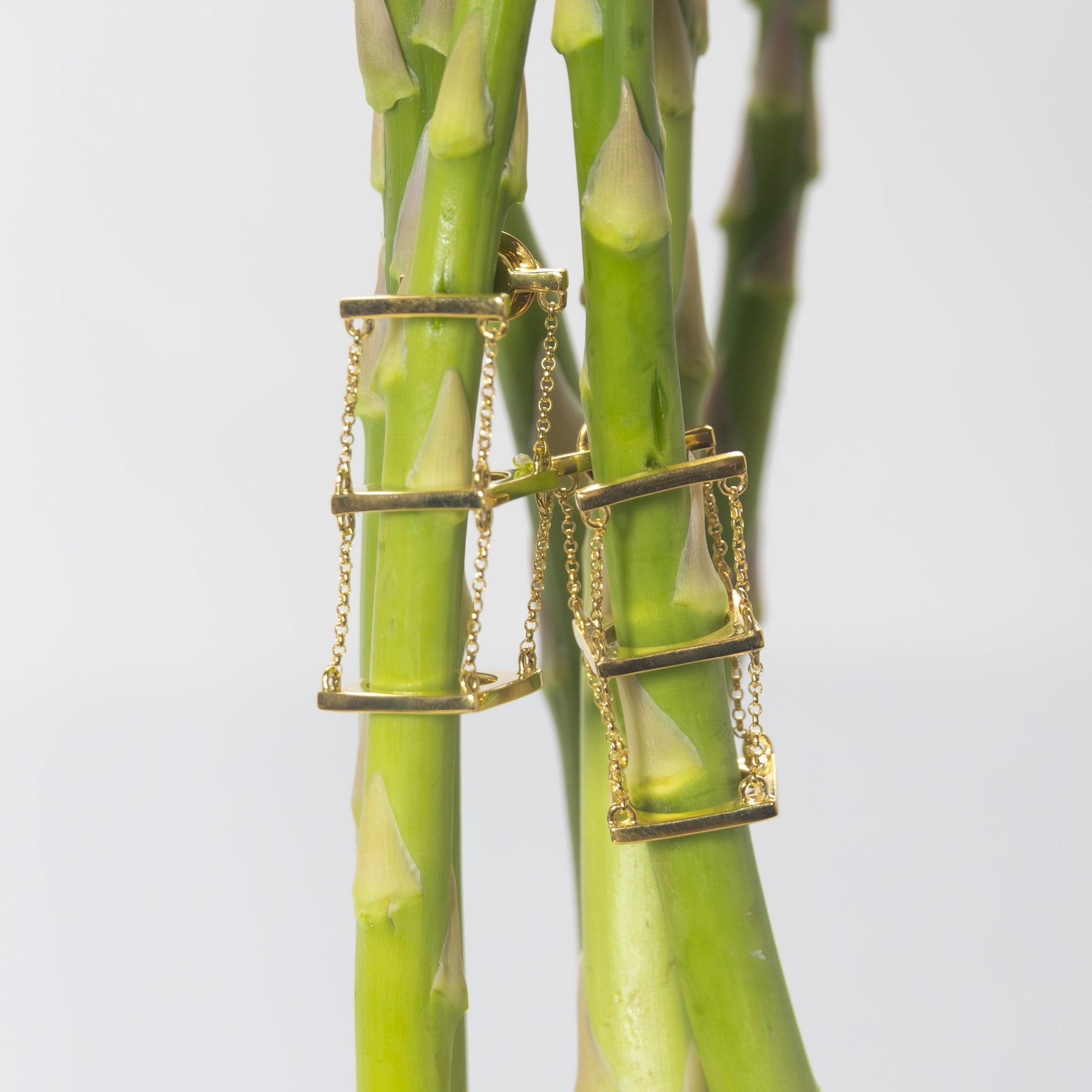 I’ll Be That Girl Earrings - LÚDERE