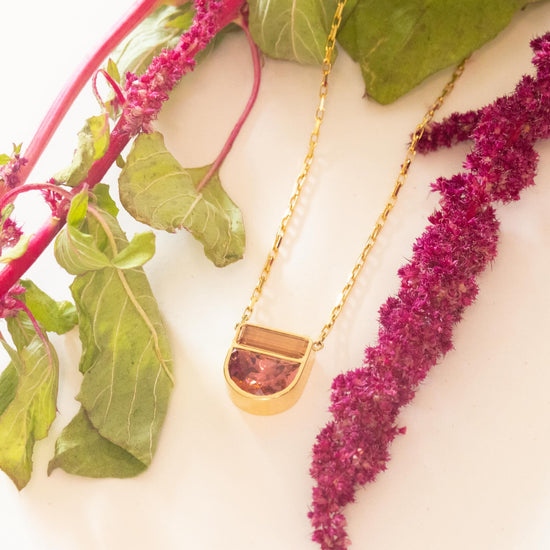 Mind Mischief Necklace - LÚDERE