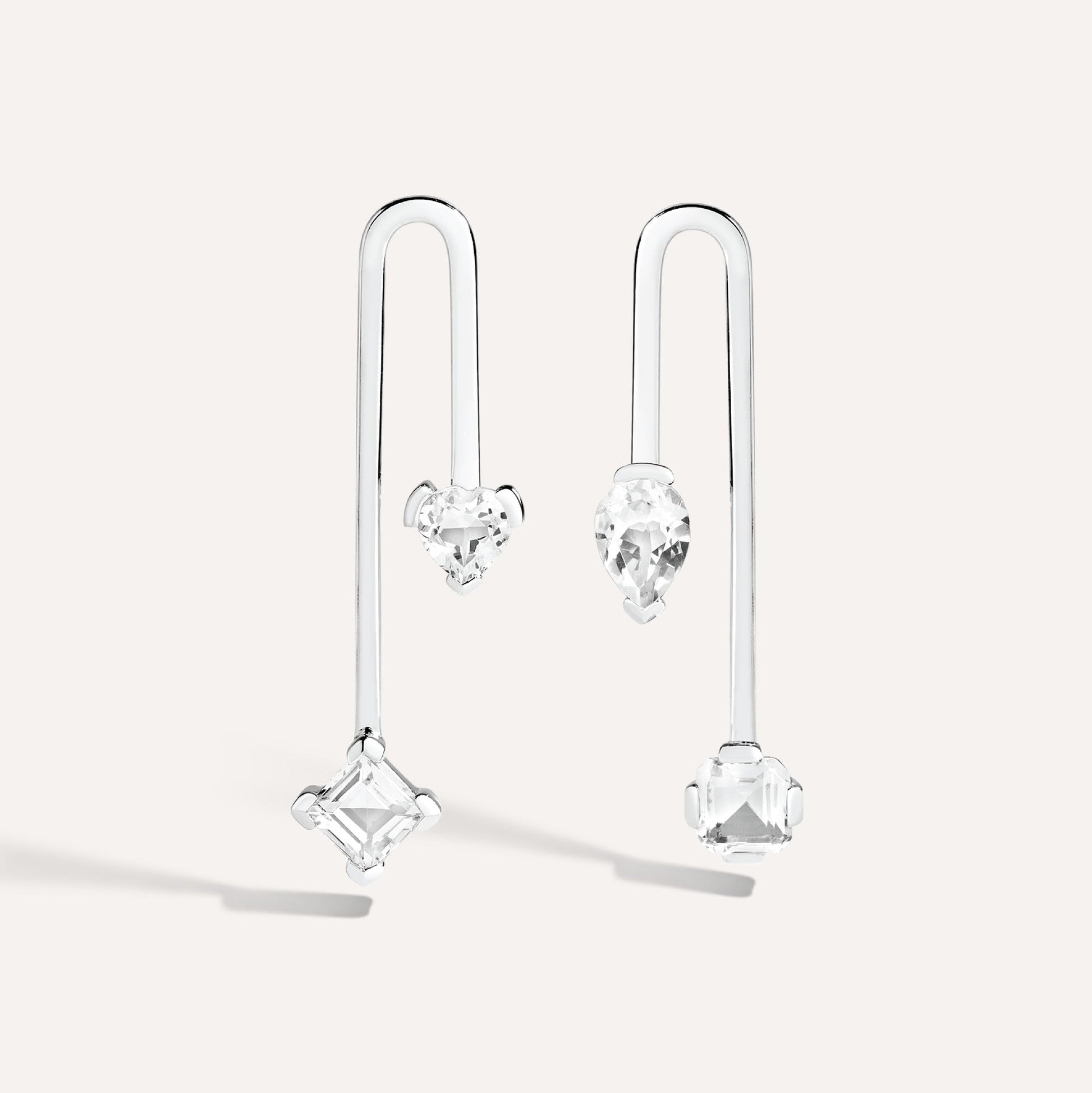 On My Way To Wonderland Earrings - LÚDERE