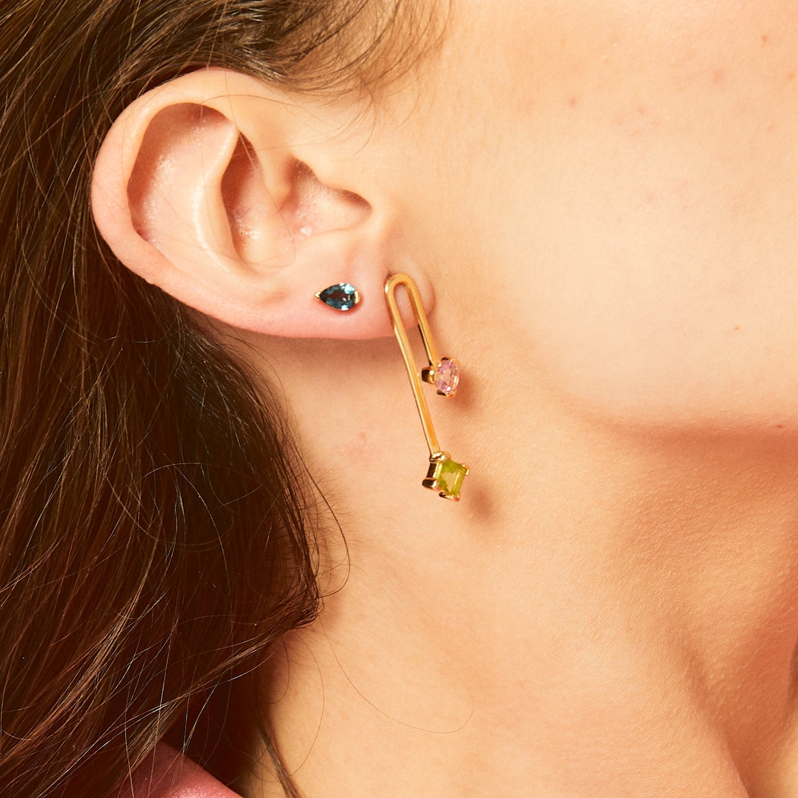 On My Way To Wonderland Earrings - LÚDERE