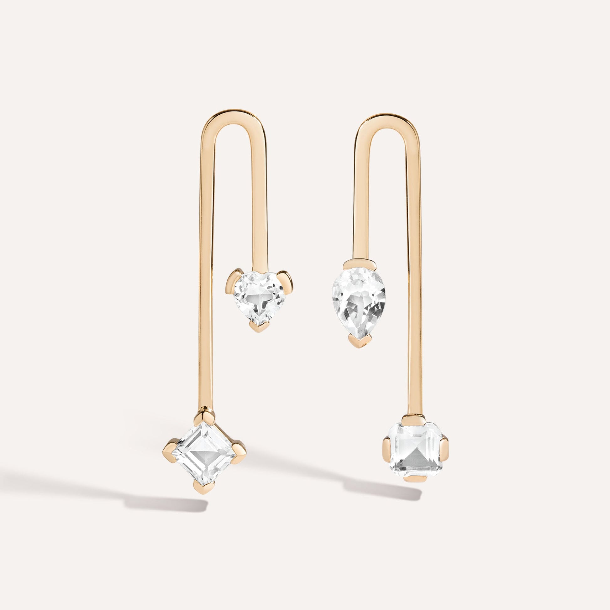 On My Way To Wonderland Earrings - LÚDERE