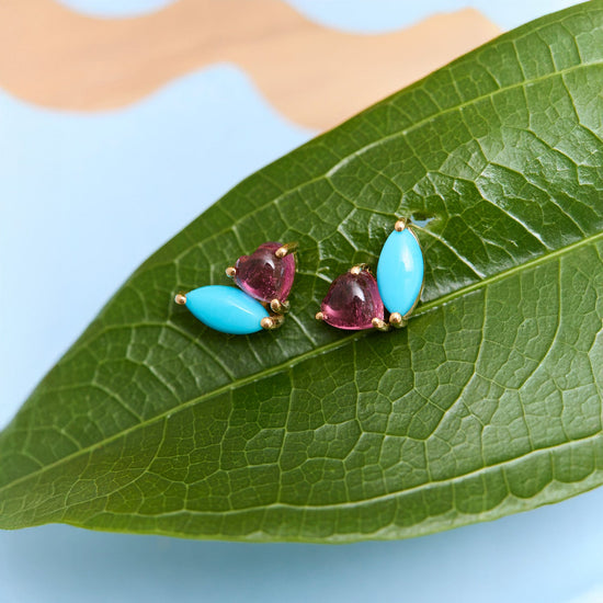 A Little Love Stud Earrings - LÚDERE