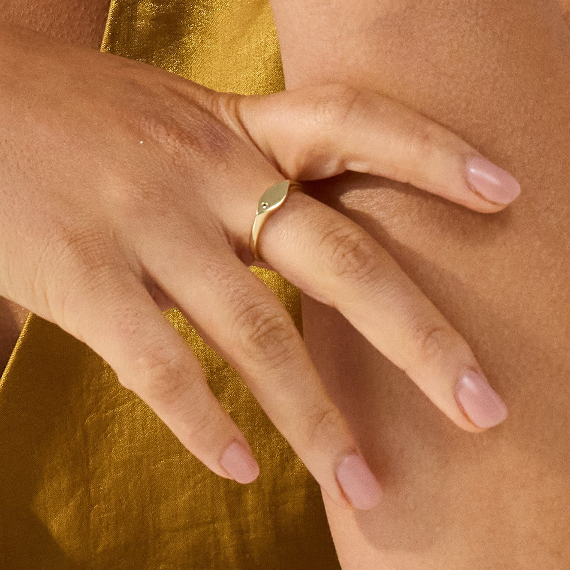 Catch the Spark Ring - LÚDERE