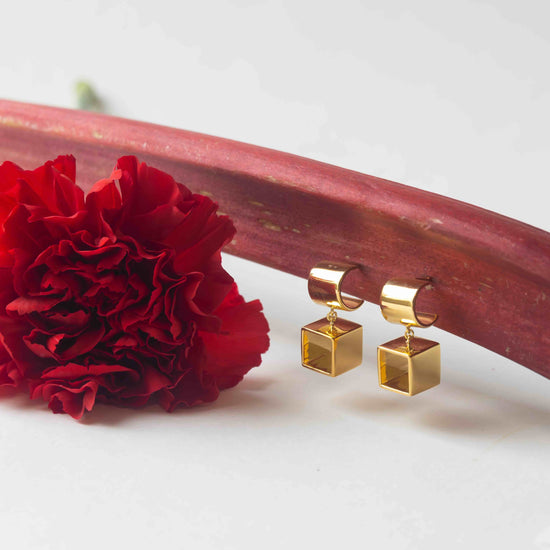 Magnetic Joy Earrings - LÚDERE