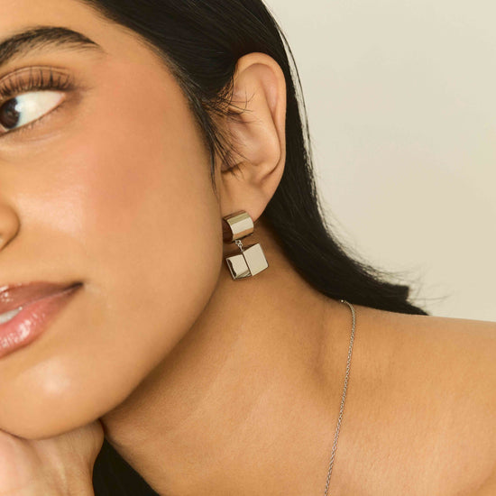 Magnetic Joy Earrings - LÚDERE