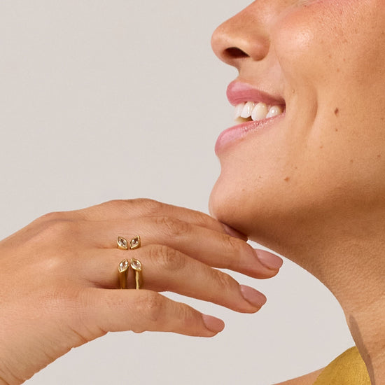 Main Character Ring - LÚDERE