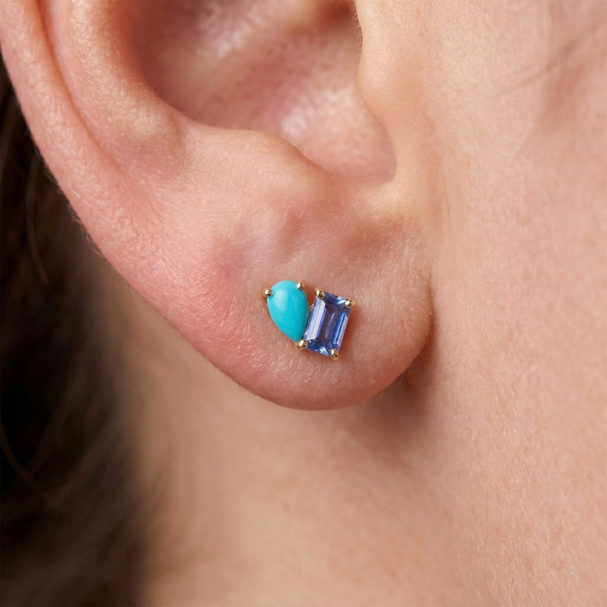 Somewhere New Stud Earrings - LÚDERE
