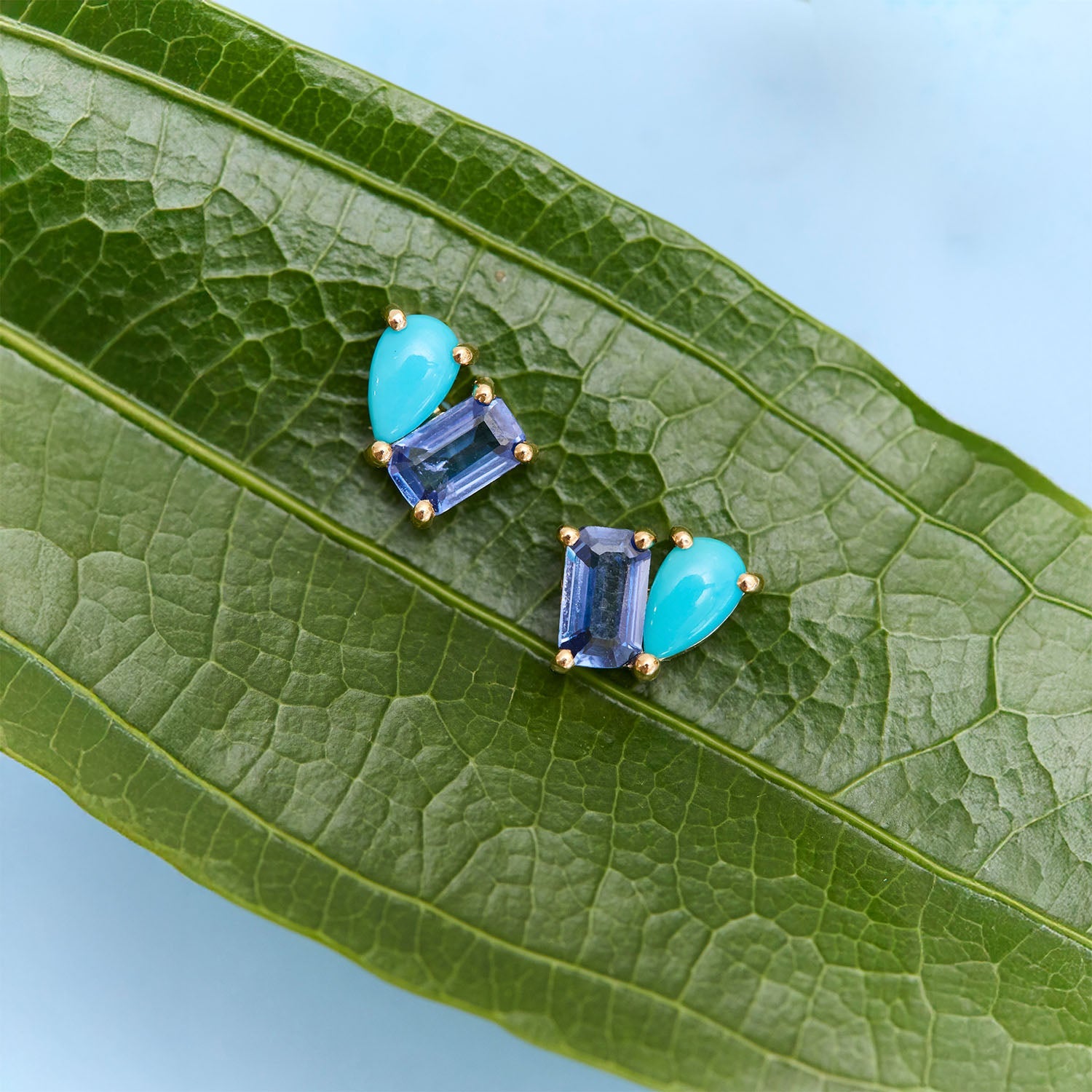 Somewhere New Stud Earrings - LÚDERE