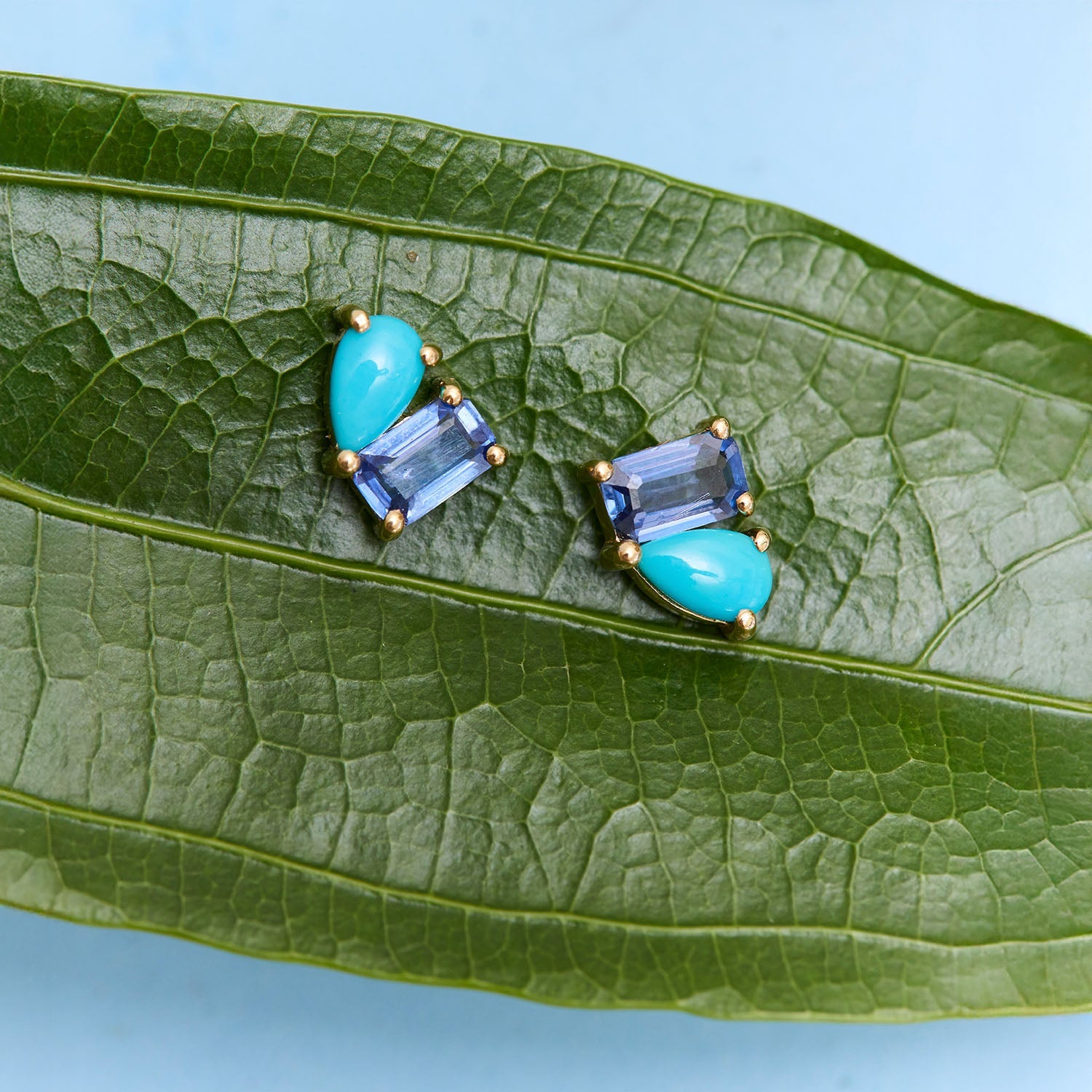 Somewhere New Stud Earrings - LÚDERE