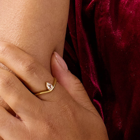 Stay A While Ring - LÚDERE