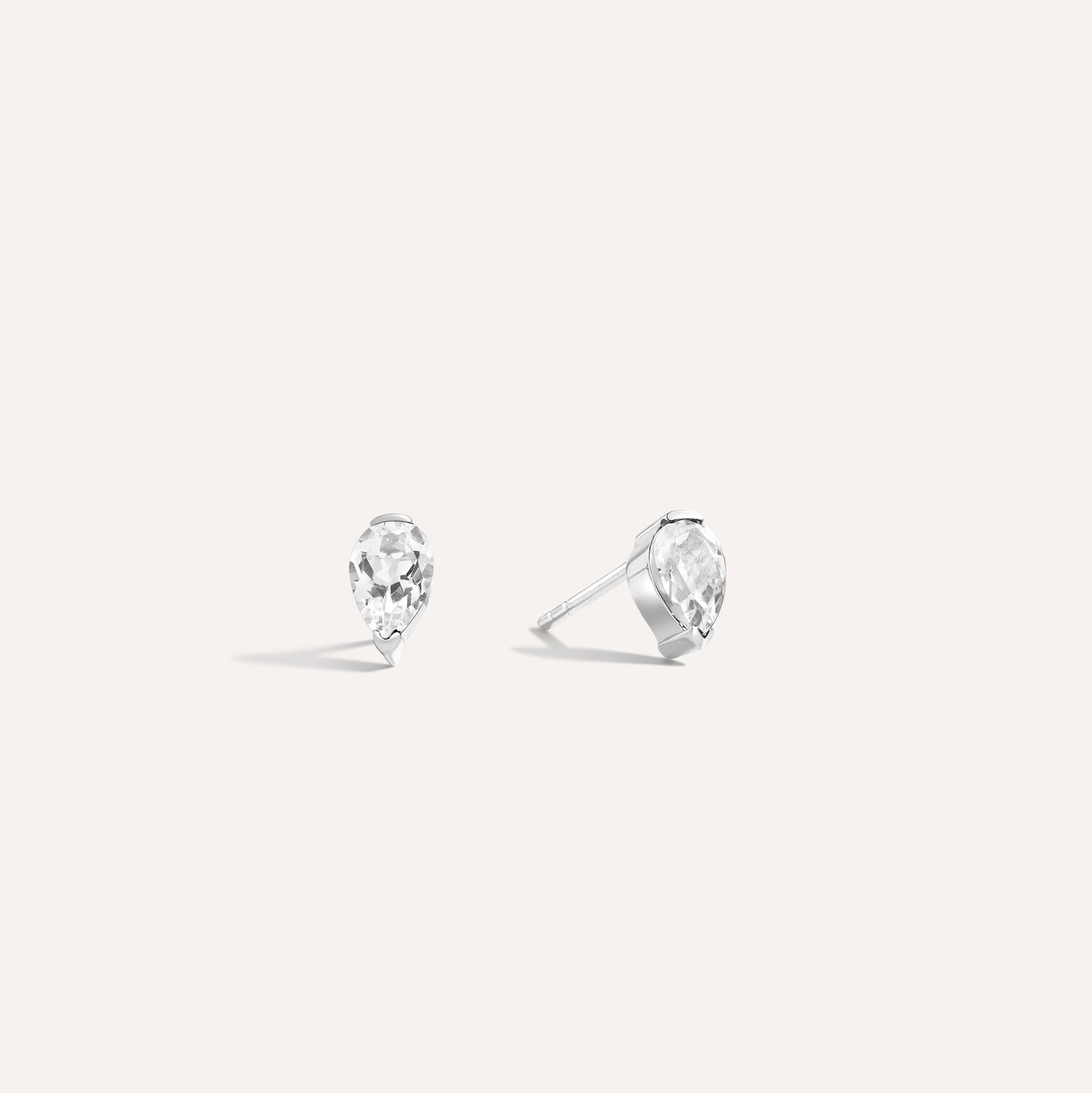 Dilly Dallying Pear Stud Earrings - LÚDERE