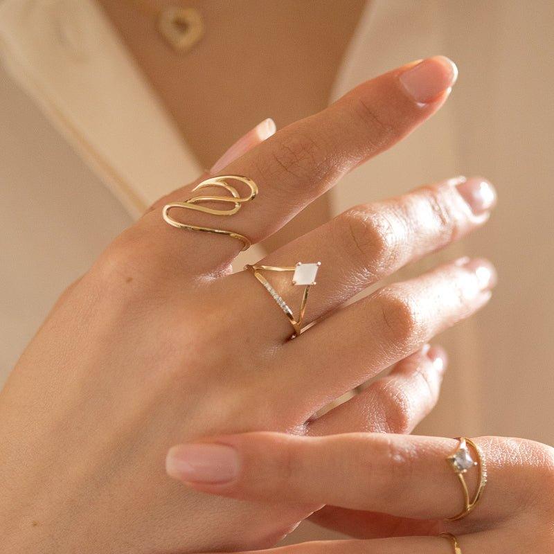 Hello Lovely Ring - LÚDERE Jewelry
